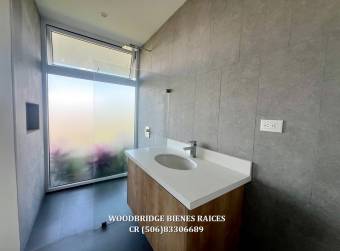 Escazu casa nueva venta $685.000 /470 mts. gran jardin