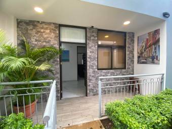 Venta de Hotel en Garabito, Puntarenas. RAH 25-101