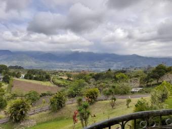 $ 600,000, 4, Cartago, Paraíso