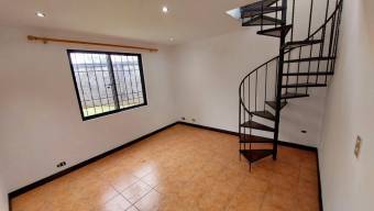 Venta de Casa en San Rafael de Heredia. RAH 25-1199