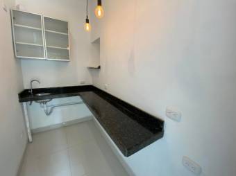 Se vende espaciosa oficina en San Rafael Escazú 23-2876