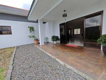 Venta de Casa en Santo Domingo, Heredia. RAH 25-984