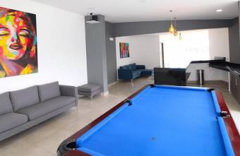 Se vende moderna casa en condominio de Ulloa Heredia 25-808