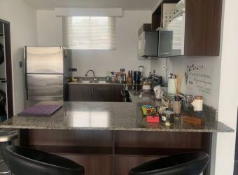 Se vende apartamento en condominio de Piedades Santa Ana 25.625