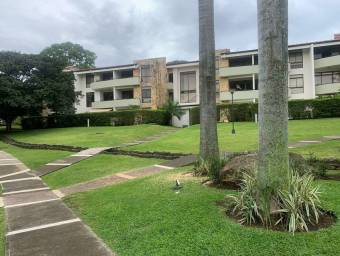 Venta de Apartamento en Uruca, Santa Ana. RAH 25-536