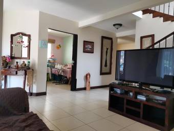 Venta de Casa en San Francisco de Heredia. RAH 25-1005