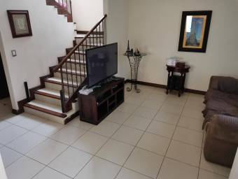 Venta de Casa en San Francisco de Heredia. RAH 25-1005