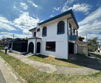 House for sale located in Residencial Cataluña in Desamparados de Alajuela.