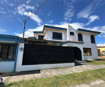 House for sale located in Residencial Cataluña in Desamparados de Alajuela.