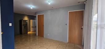 Se vende edificio con 5 apartamentos en Sabanilla San  José 25-584