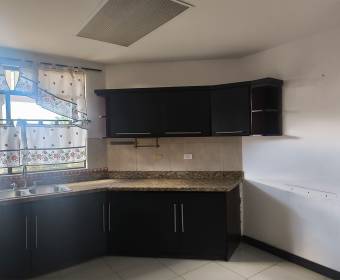 Casa a la venta en condominio Brisas del Este en Montes de Oca San José.