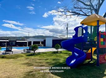 Santa Ana casa nueva en condominio venta $195.000 /Pozos