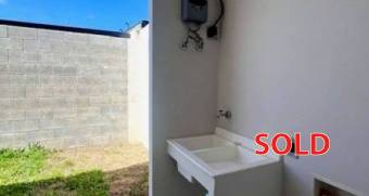 Santa Ana casa nueva en condominio venta $195.000 /Pozos