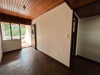 Venta de Casa en Alajuela. RAH 25-1221