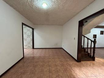 Venta de Casa en Alajuela. RAH 25-1221