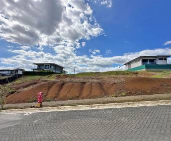 Lote a la venta en condominio ubicado en La Ceiba de Alajuela.