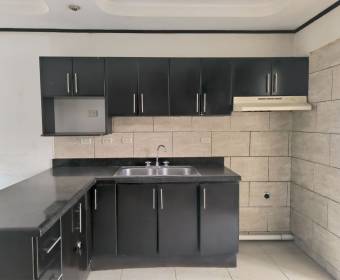 Apartamento a la venta en Residencial Monserrat en Tres Ríos.