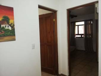 Se vende propiedad con 3 casas para inversión en Brasil Santa Ana 22-126, $ 1,750,000, 19, San José, Santa Ana