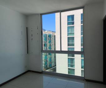 Apartamento a la venta en condominio Bambú Eco Urbano San José.