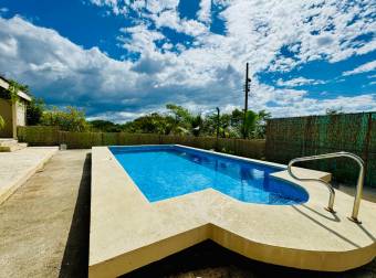 Alquiler de Casa Amueblada en Guacalillo, Puntarenas. 