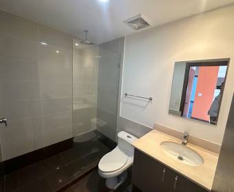 Apartamento a la venta en condominio Torres Paseo Colón en San José.