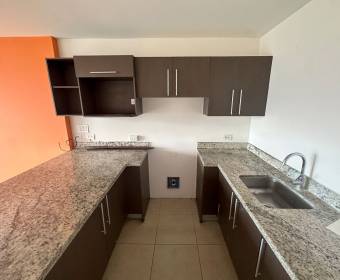 Apartment for sale in Torres Paseo Colón condominium in San José. 