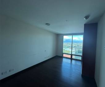 Apartment for sale in Torres Paseo Colón condominium in San José. 