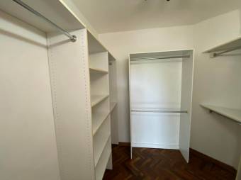 Se vende moderno apartamento en San Rafael Escazú 25-184