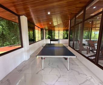 House for sale in San Miguel de Turrúcares with a large lot overlooking a nature reserve House for sale in San Miguel de Turrúcares with a large lot overlooking a nature reserve