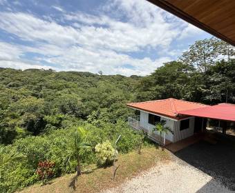 House for sale in San Miguel de Turrúcares with a large lot overlooking a nature reserve House for sale in San Miguel de Turrúcares with a large lot overlooking a nature reserve