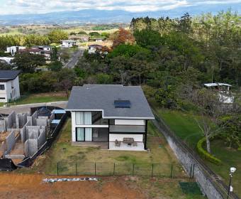 Casa de 4 habitaciones a la venta en La Guacima, Hacienda Espavel 