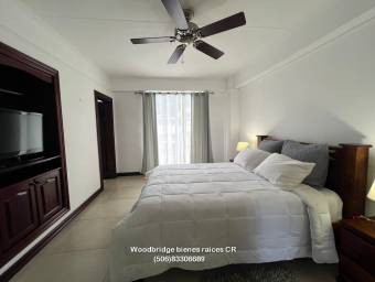 Escazú Trejos Montealegre apartamento en alquiler $1.400 /amoblado
