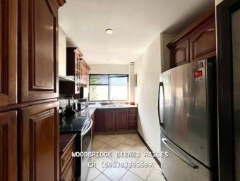 Escazú casa en alquiler amoblada o sin muebles $1.350 /2 dormitorios