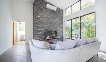  House for Sale in Central Tamarindo