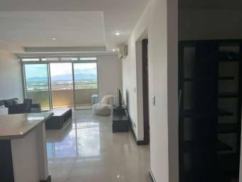Se alquila apartamento en Guachipelín de Escazú #26-1070