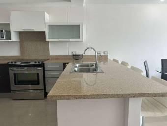 Se alquila apartamento en Guachipelín de Escazú #26-1070