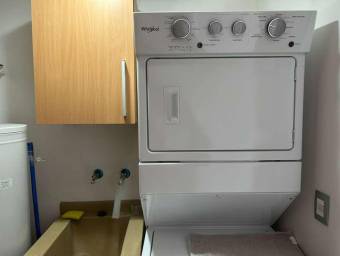 Se alquila apartamento en Guachipelín de Escazú #26-1070