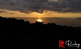INVERSIÓN EXCEPCIONAL TERRENO EN LAS MONTAÑAS DEL PACÍFICO Playa Hermosa, Jacó 