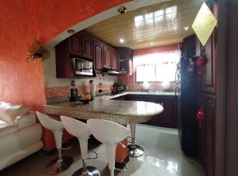 AMPLIA CASA EN VENTA, CONCEPCIÓN, SAN RAMÓN, ALAJUELA  