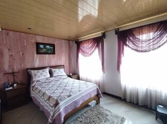 AMPLIA CASA EN VENTA, CONCEPCIÓN, SAN RAMÓN, ALAJUELA  