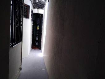 Se vende casa con uso de suelo comercial en San Francisco de Heredia 