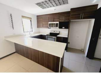 Alquiler de Apartamento en Condominio del Rio, Brasil de Santa Ana