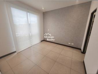 Alquiler apartamento condominio Parques del Sol, Santa ana, full amenidades