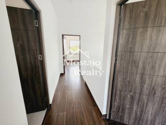 Alquiler de Casa moderna en Condominio Villas del Sol, San Rafael de Alajuela