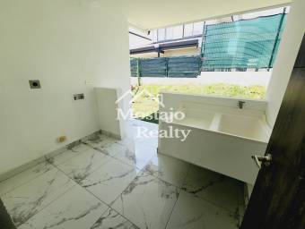 Alquiler de Casa moderna en Condominio Villas del Sol, San Rafael de Alajuela