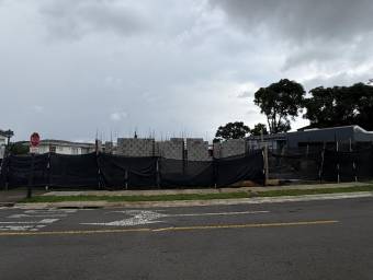 Se vende casa en construcción para estrenar en Ulloa Heredia 25-1995