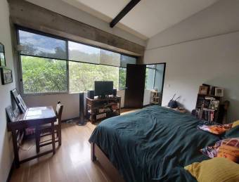 Se vende casa con lote de 5371 m2 en San Antonio Belén 26-673