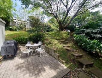 Se vende casa con lote de 5371 m2 en San Antonio Belén 26-673