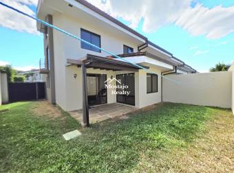 Alquiler de Casa Condominio Parques del Sol, Santa Ana