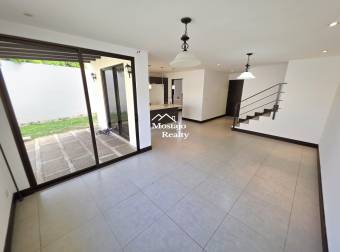 Alquiler de Casa Condominio Parques del Sol, Santa Ana